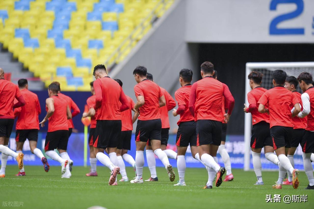 AG官方-中超比赛频繁,球队备战充满挑战怎么办