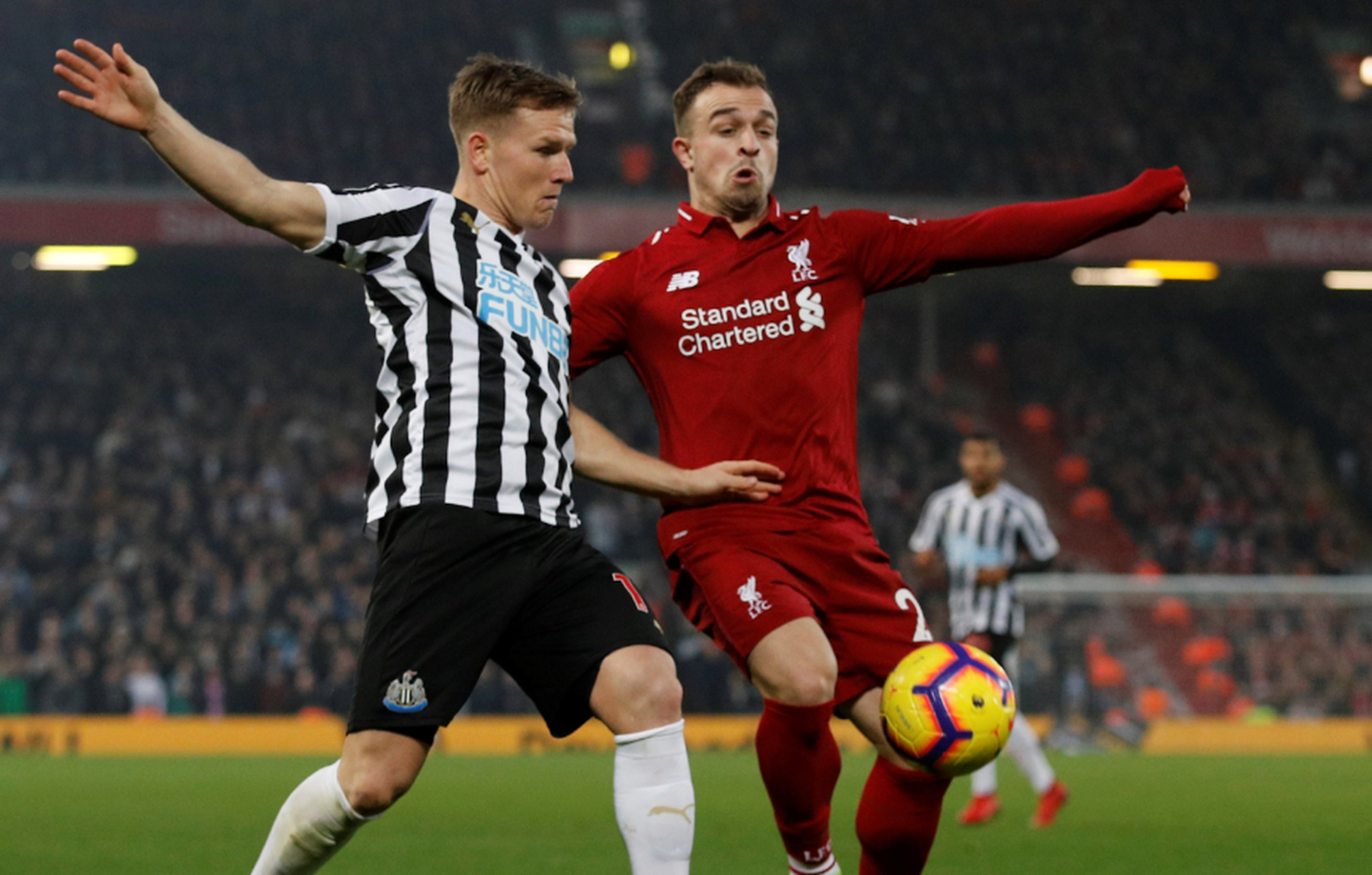 艰难出线:利物浦险胜纽卡斯尔联(利物浦遭纽卡绝平 仍落后第四1分) 艰难出线:利物浦险胜纽卡斯尔联(利物浦遭纽卡绝平 仍落后第四1分)